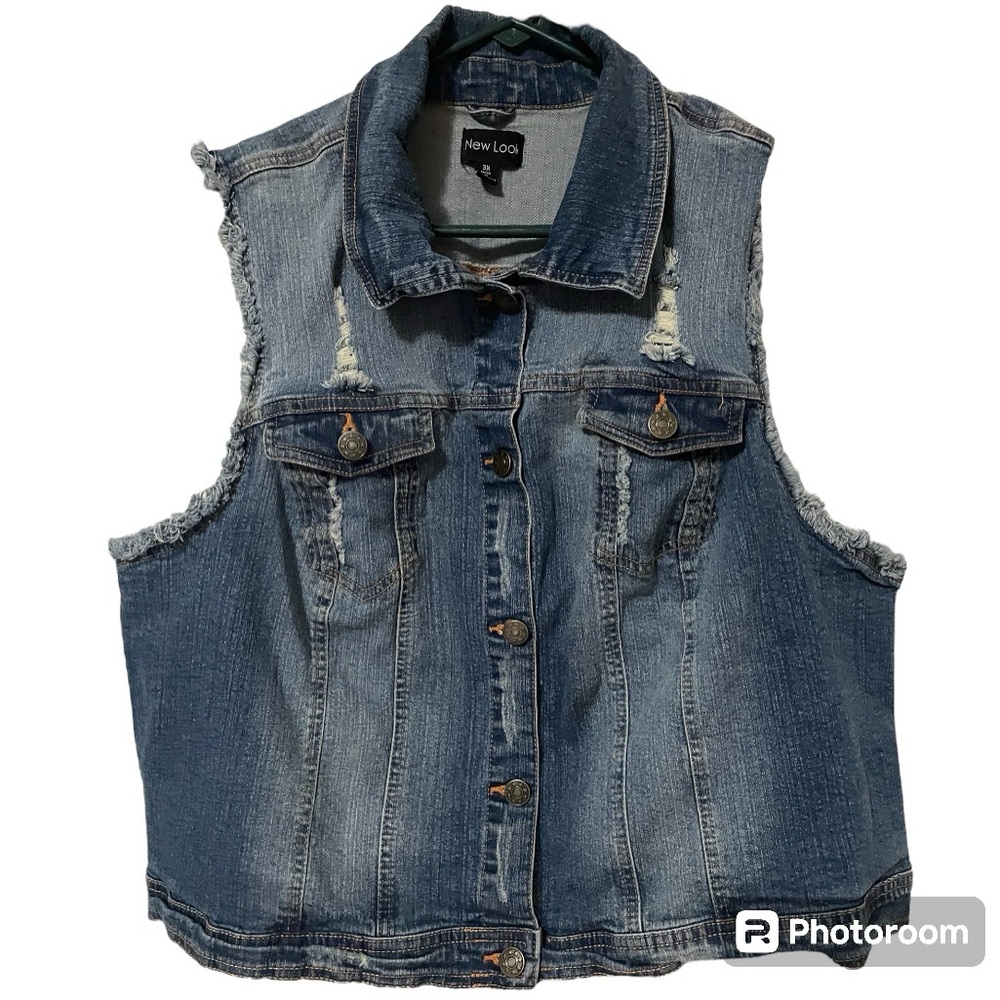 3/$18 New Look 3X Denim Jacket Blue Jean Sleeveless Women’s Distressed Grunge